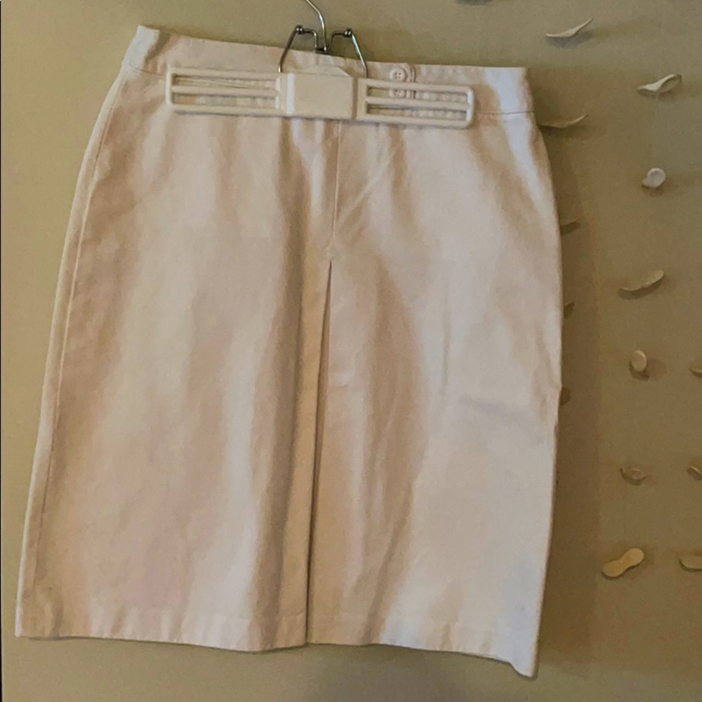 White cotton skirt